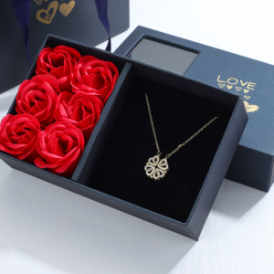 Heart Clover Necklace with Roses